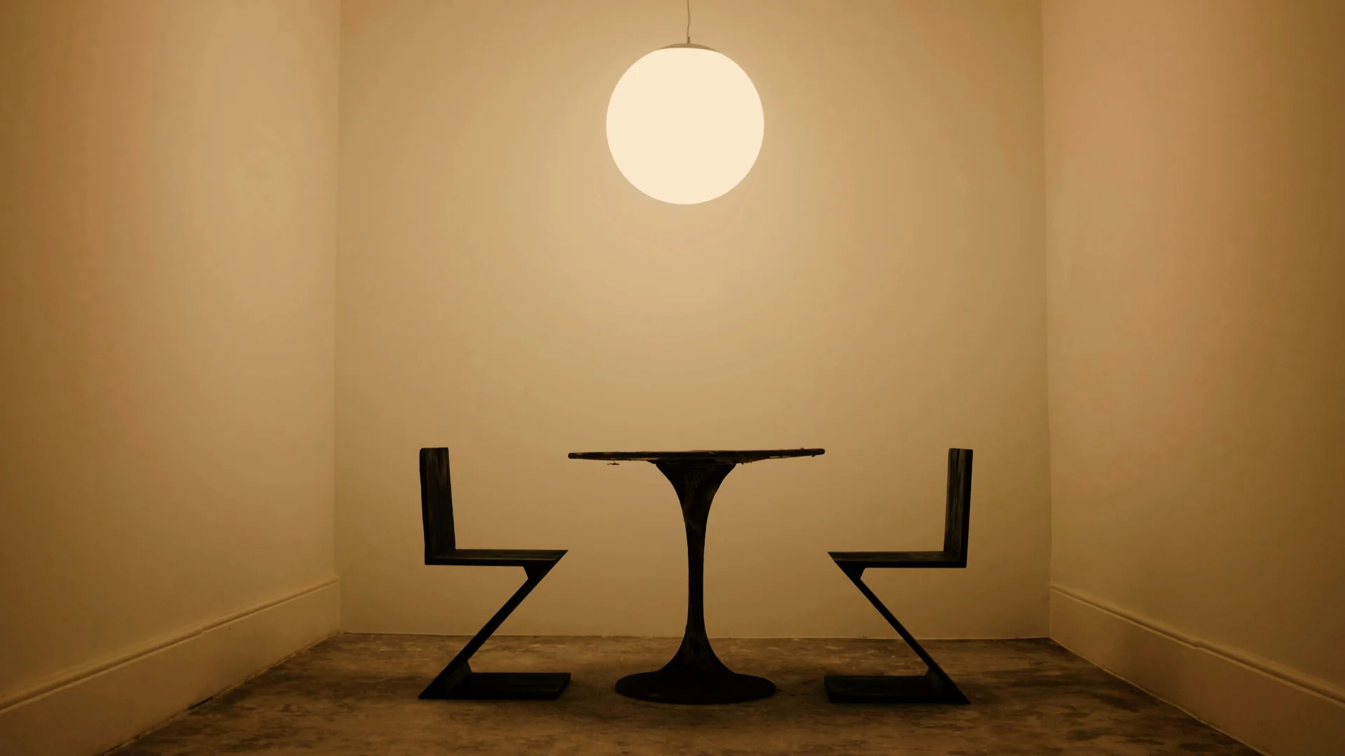 Digital Minimalism: Finding Balance in a Digital World